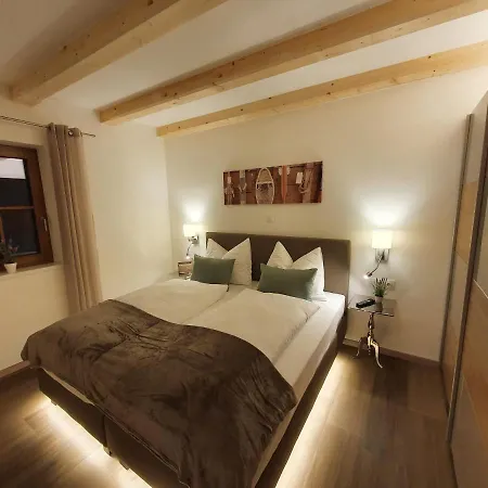 Hochalmbahnen 1-13 We1, Maislaufeldweg 1m Eg *